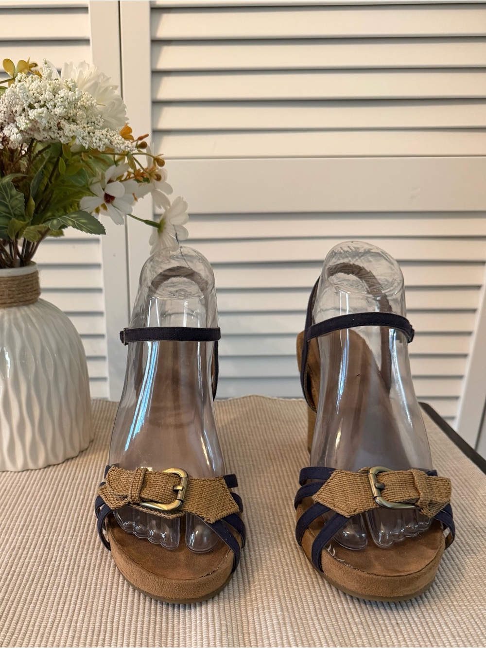AEROSOLES Tan and Navy Buckle Wedge Sandals